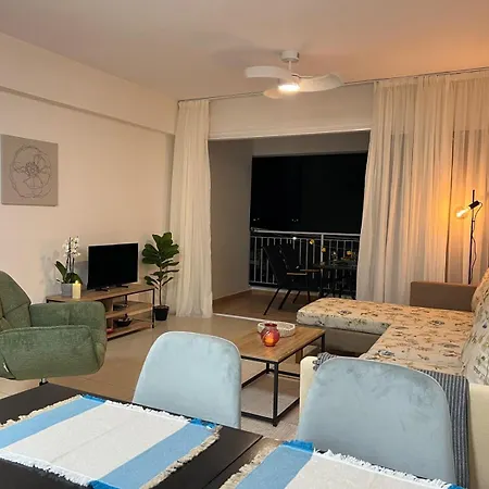 Azure Nest Oroklini 2br Shared Pool - Free Parking Apartman Lárnaka